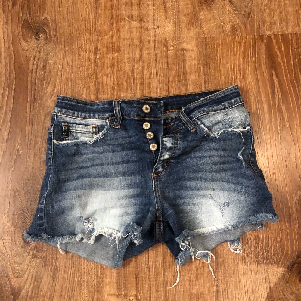 KanCan shorts. Size 27.